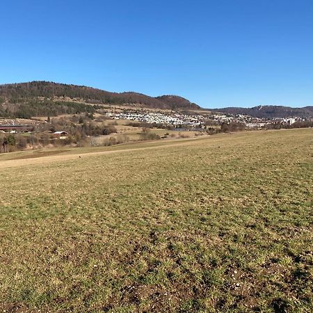 Atemberaubender Ausblick Mit Premium-Wanderwegen Vor Der Haustuer Albstadt Exterior foto